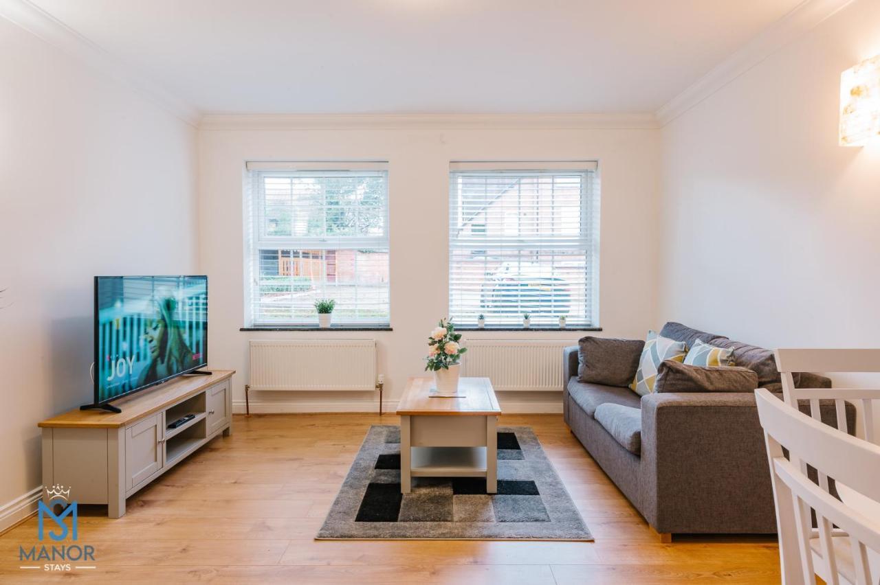 05Th Residence Of Lord Avenue Sleeps Five People Northampton Esterno foto