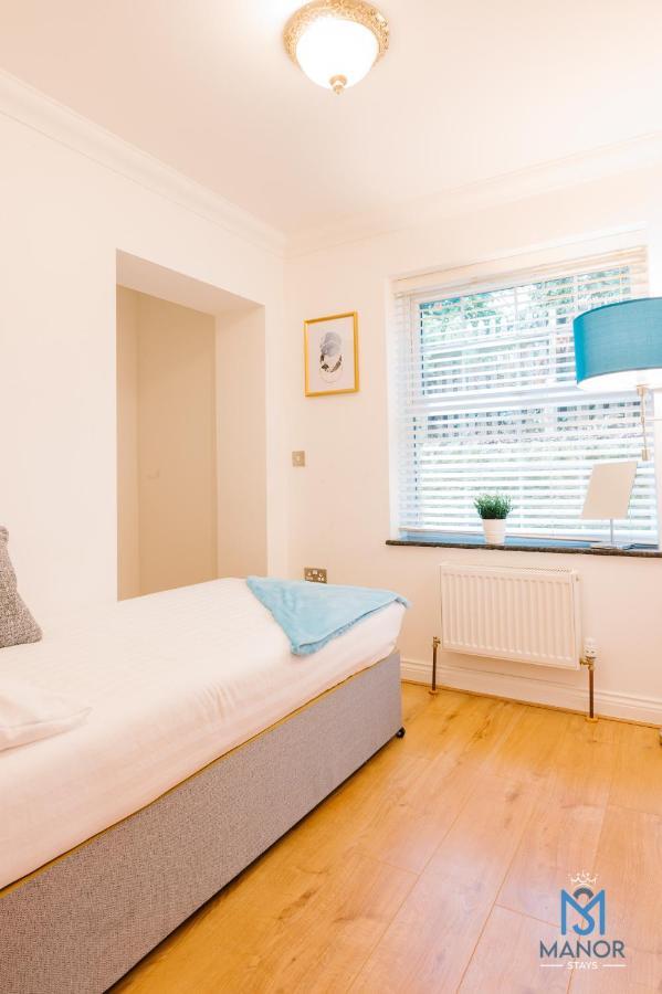 05Th Residence Of Lord Avenue Sleeps Five People Northampton Esterno foto