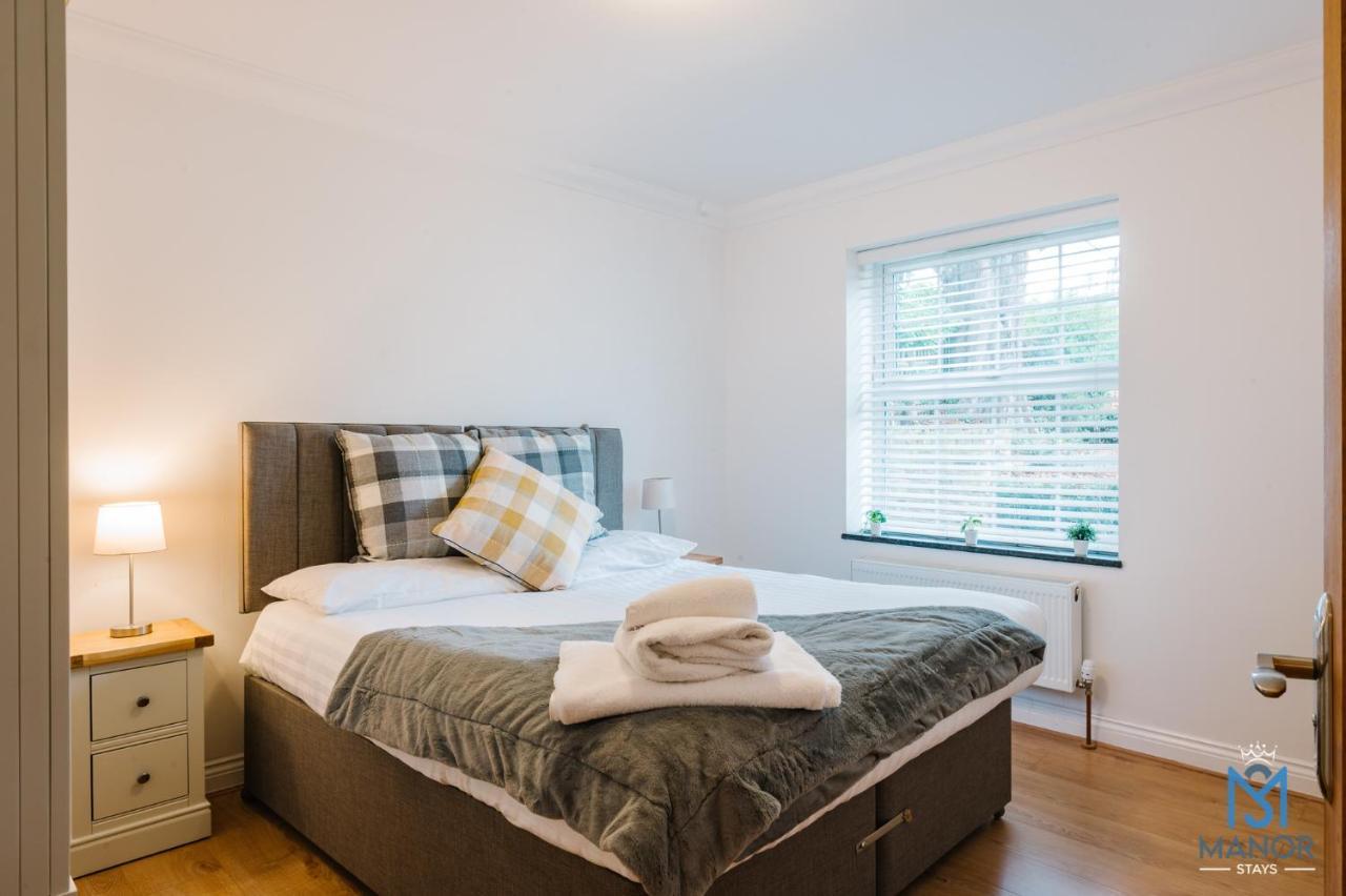 05Th Residence Of Lord Avenue Sleeps Five People Northampton Esterno foto